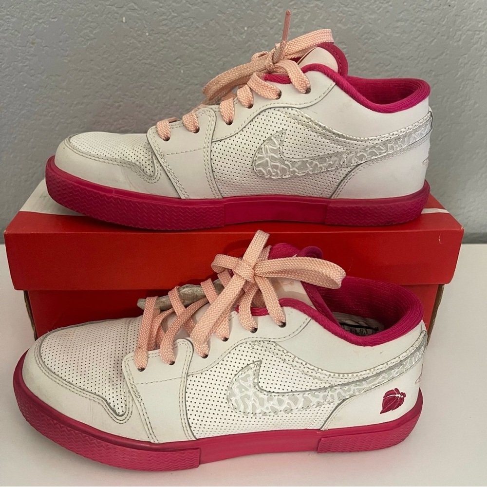 Jordan Retro 1 Low White Storm Pink - SKU 487300-109 - Size 7Y